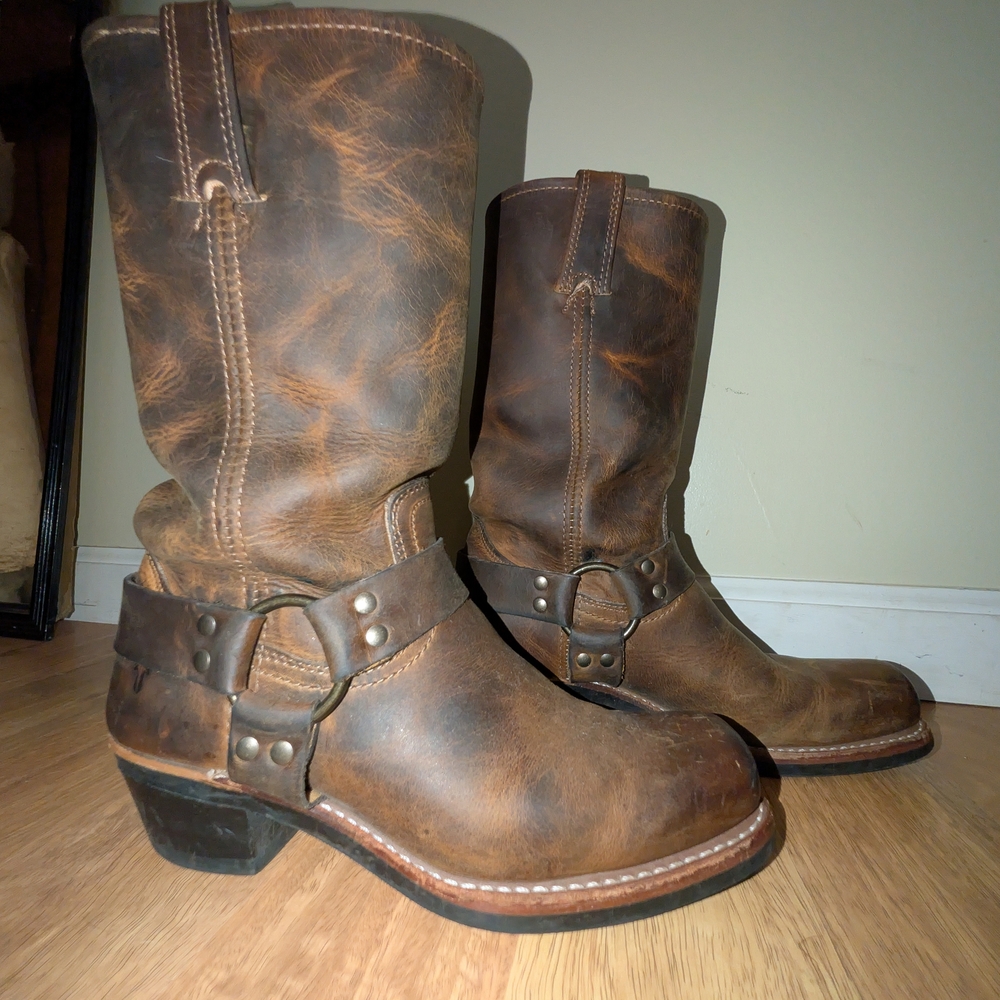 Vintage Frye 12 R Harness Brown Distressed Leather Boots